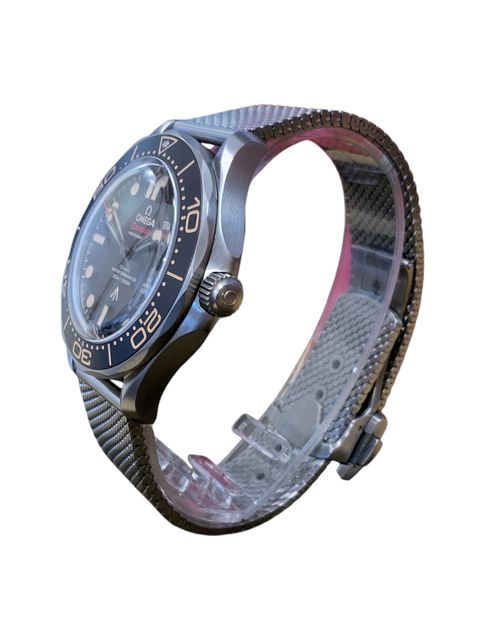 Omega Seamaster Diver 300m - James Bond Edition 210.90.42.20.01.001 Image 2